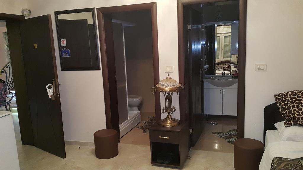 Akva Gold Aparthotel Arandjelovac Quarto foto